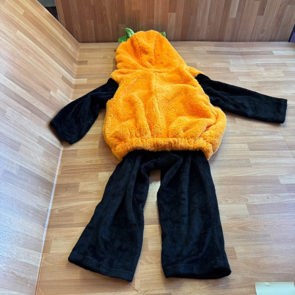 Pumpkin costume size 2t unisex baby toddler Halloween pumpkin costume